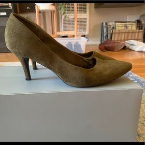 Army green size 10 kitten heels